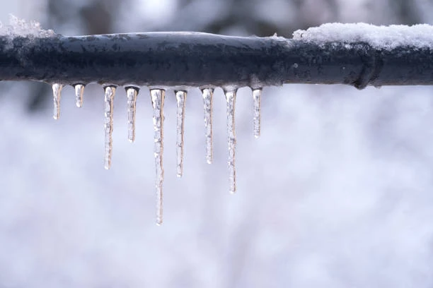 PEX copper pipe freezing